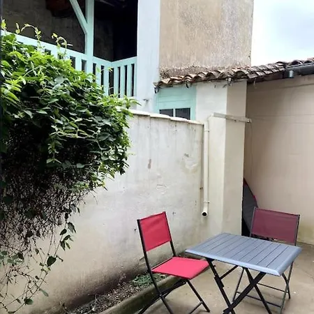 La Maison Du Dauphin Marans  Exterior photo